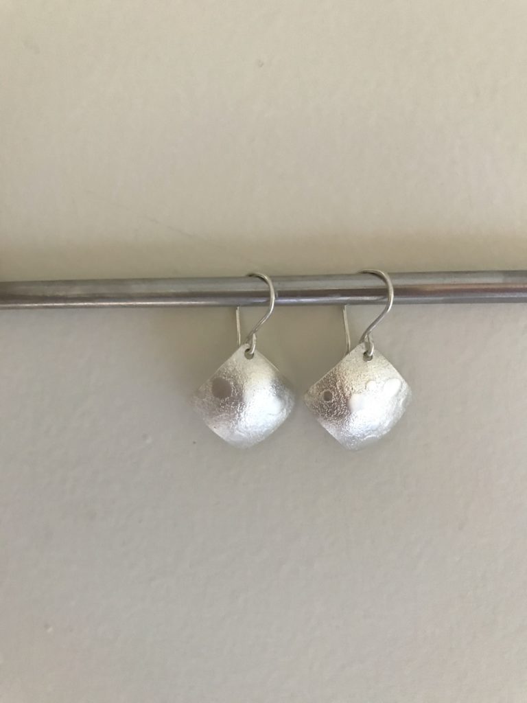 Make your own jewellery - Rolled Domed Silver Earrings Workshop